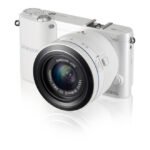 Mirrorless Digital Camera  20-50mm f/3.5-5.6 lens